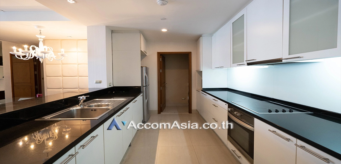 unit 2 Bedrooms  Condominium For Rent & Sale in Sathorn, Bangkok  near BTS Chong Nonsi (AA15930)