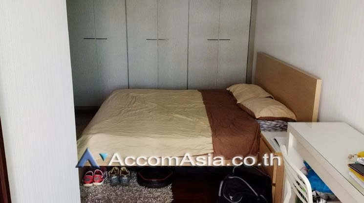 unit 2 Bedrooms  Condominium For Sale in Sukhumvit, Bangkok  near BTS Thong Lo (AA15949)
