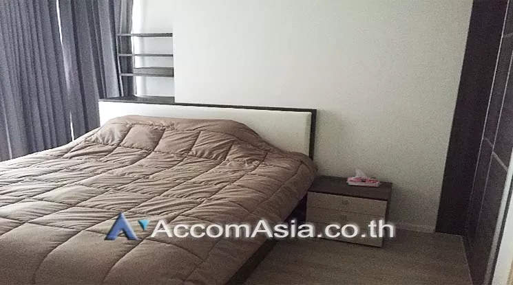 unit 2 Bedrooms  Condominium For Rent in Ratchadaphisek, Bangkok  near MRT Sutthisan (AA15976)