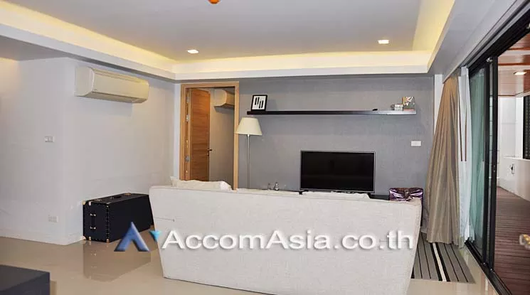 unit 1 Bedroom  Apartment For Rent in Ploenchit, Bangkok  near BTS Ploenchit (AA15996)