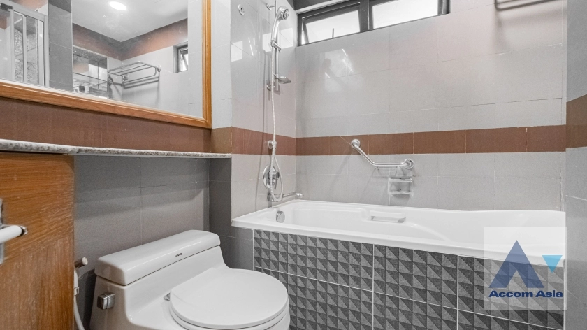 30  4 br Condominium For Rent in Sukhumvit ,Bangkok BTS Phrom Phong at Mahogany Tower 21104