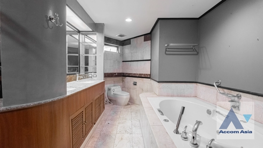 32  4 br Condominium For Rent in Sukhumvit ,Bangkok BTS Phrom Phong at Mahogany Tower 21104