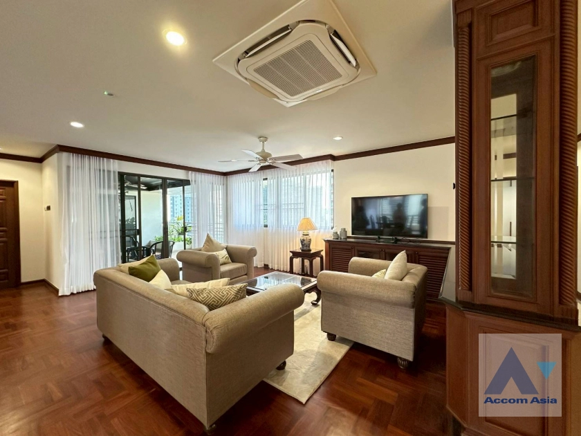 unitPenthouse, Pet friendly |  4 Bedrooms  Apartment For Rent & Sale in Sukhumvit, Bangkok  near BTS Phrom Phong (AA16043)