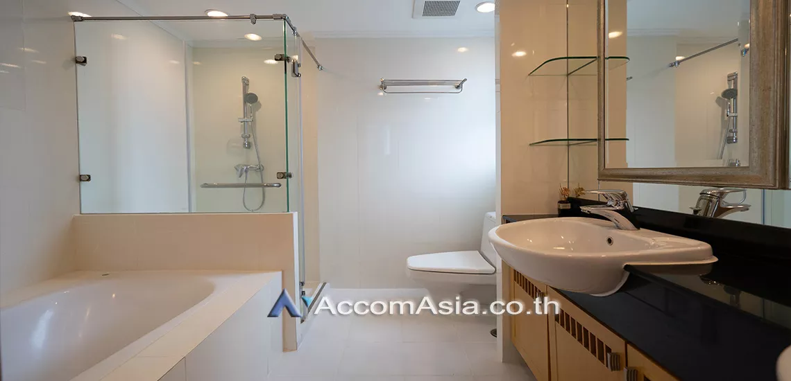 9  3 br Apartment For Rent in Sukhumvit ,Bangkok BTS Phrom Phong at High-quality facility AA16049
