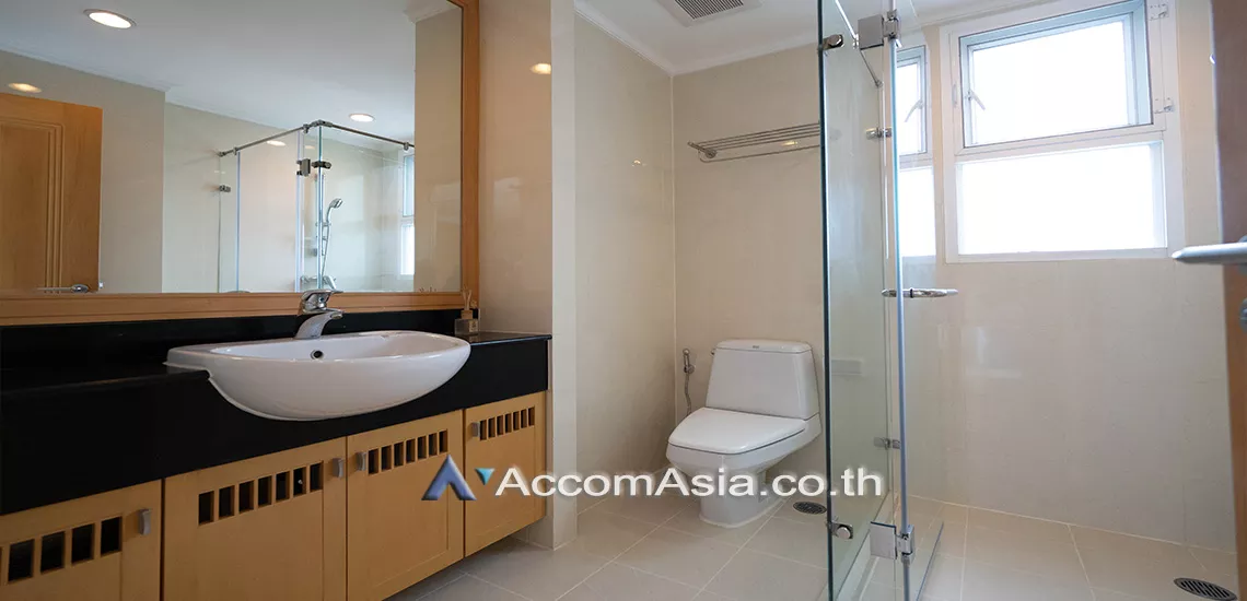 10  3 br Apartment For Rent in Sukhumvit ,Bangkok BTS Phrom Phong at High-quality facility AA16049