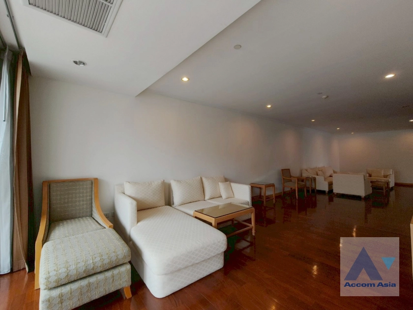 unitPet friendly |  3 Bedrooms  Apartment For Rent in Sukhumvit, Bangkok  near BTS Phrom Phong (AA16049)
