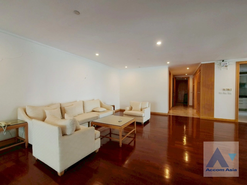 unitPet friendly |  3 Bedrooms  Apartment For Rent in Sukhumvit, Bangkok  near BTS Phrom Phong (AA16049)