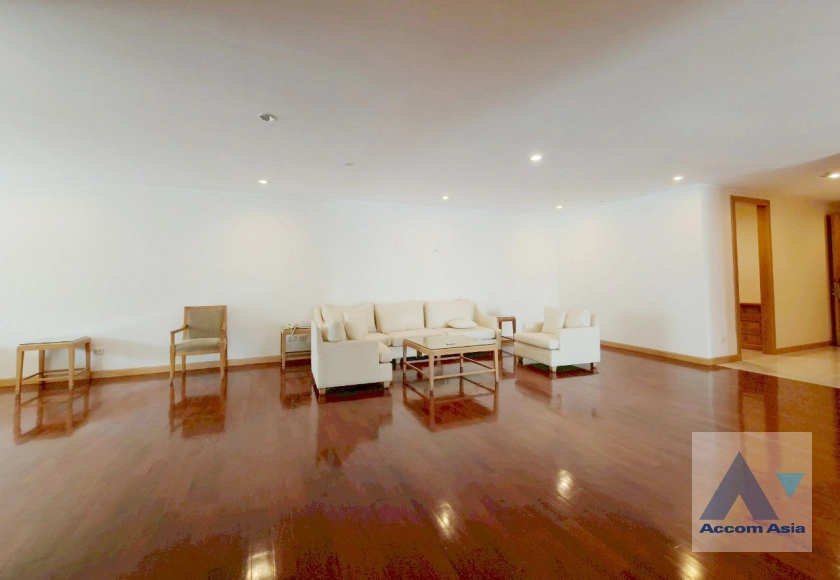 unitPet friendly |  3 Bedrooms  Apartment For Rent in Sukhumvit, Bangkok  near BTS Phrom Phong (AA16049)