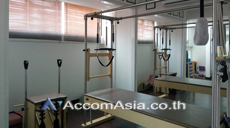 unitHome Office |  House For Rent in Sukhumvit, Bangkok  near BTS Ekkamai (AA16080)