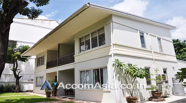 16  2 br House For Rent in Phaholyothin ,Bangkok BTS Ari AA16084