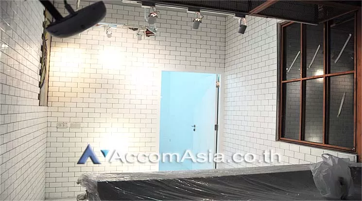 unit Office space For Rent in Sukhumvit, Bangkok  near BTS Thong Lo (AA16085)