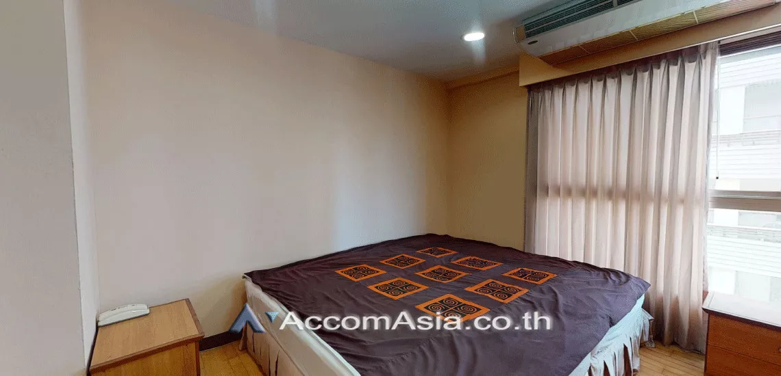  2 Bedrooms  Condominium For Rent & Sale in Ploenchit, Bangkok  near BTS Ploenchit (AA16101)