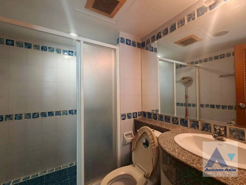 15  2 br Condominium for rent and sale in Ploenchit ,Bangkok BTS Ploenchit at Navin Court AA16101