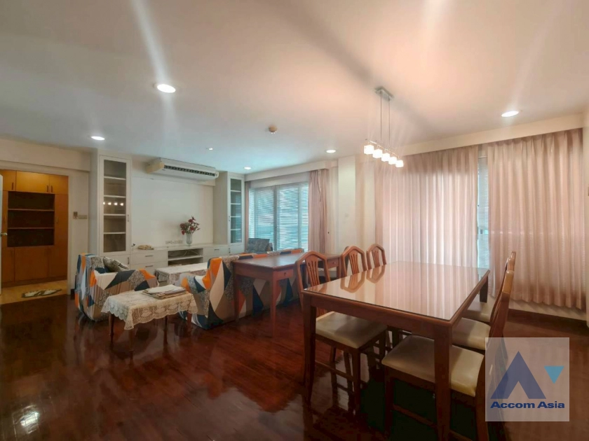 unit 2 Bedrooms  Condominium For Rent & Sale in Ploenchit, Bangkok  near BTS Ploenchit (AA16101)