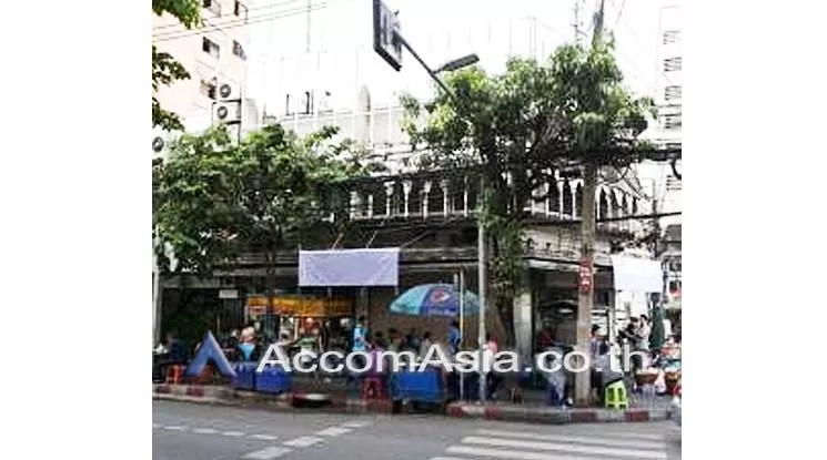  2  Shophouse For Rent in sukhumvit ,Bangkok BTS Phrom Phong AA16122
