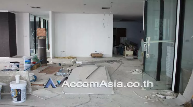 4  Office Space For Sale in Ratchadaphisek ,Bangkok ARL Ramkhamhaeng at Charn Issara Tower 2 AA16126