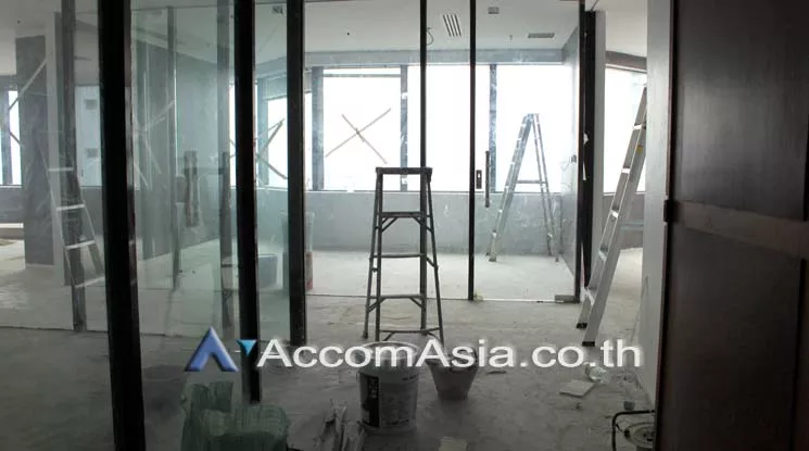 6  Office Space For Sale in Ratchadaphisek ,Bangkok ARL Ramkhamhaeng at Charn Issara Tower 2 AA16126