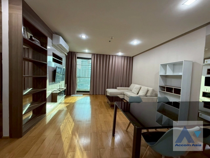 5  2 br Condominium For Rent in Silom ,Bangkok BTS Chong Nonsi at The Address Sathorn AA16139