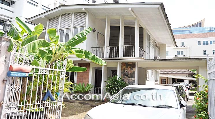 9  5 br House For Rent in sukhumvit ,Bangkok BTS Thong Lo AA16151