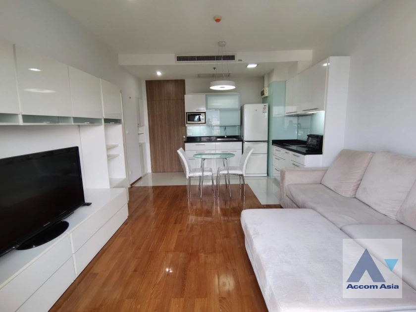  Noble Reveal Condominium  1 Bedroom for Rent BTS Ekkamai in Sukhumvit Bangkok