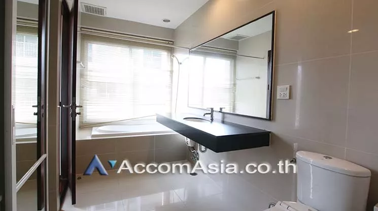 10  2 br Condominium For Rent in Sukhumvit ,Bangkok BTS Thong Lo at Noble Ora AA16160