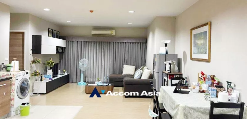 2 Bedrooms  Condominium For Sale in Ploenchit, Bangkok  near BTS Ploenchit (AA16171)