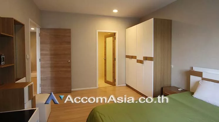 6  2 br Condominium For Rent in Ploenchit ,Bangkok BTS Ploenchit at Renova Residence AA16173