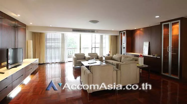 unit 3 Bedrooms  Apartment For Rent in Sukhumvit, Bangkok  near BTS Phrom Phong (AA16183)