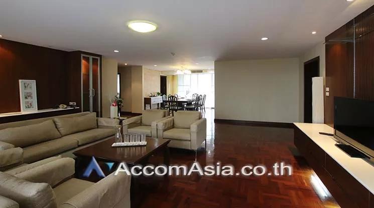  1  3 br Apartment For Rent in Sukhumvit ,Bangkok BTS Phrom Phong at Family Size Desirable AA16183