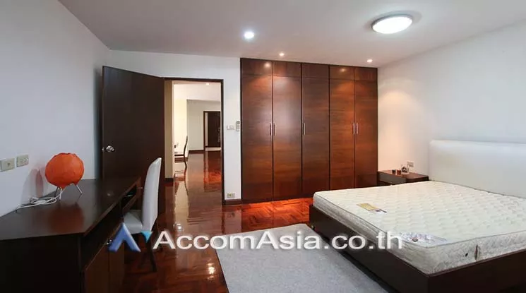 8  3 br Apartment For Rent in Sukhumvit ,Bangkok BTS Phrom Phong at Family Size Desirable AA16183