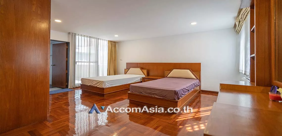 5  3 br Apartment For Rent in Sukhumvit ,Bangkok BTS Phrom Phong at Family Size Desirable AA16184