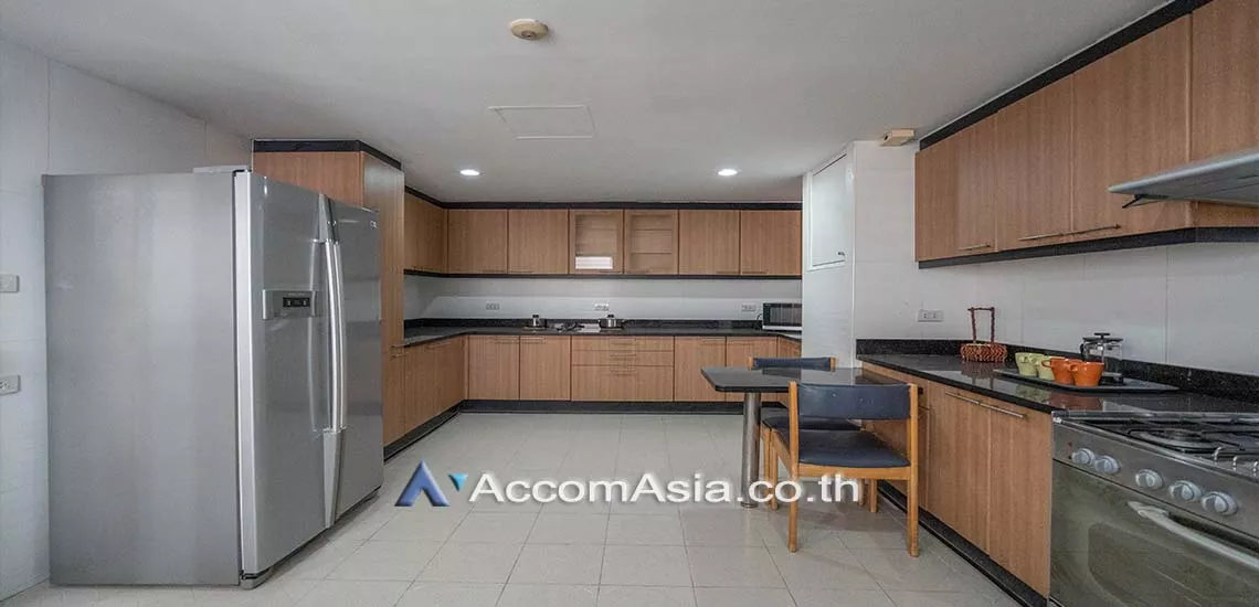 4  3 br Apartment For Rent in Sukhumvit ,Bangkok BTS Phrom Phong at Family Size Desirable AA16184