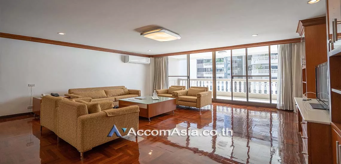  2  3 br Apartment For Rent in Sukhumvit ,Bangkok BTS Phrom Phong at Family Size Desirable AA16184