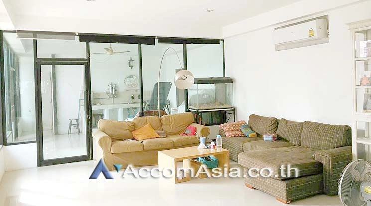 11  2 br House for rent and sale in Sukhumvit ,Bangkok BTS Thong Lo AA16201