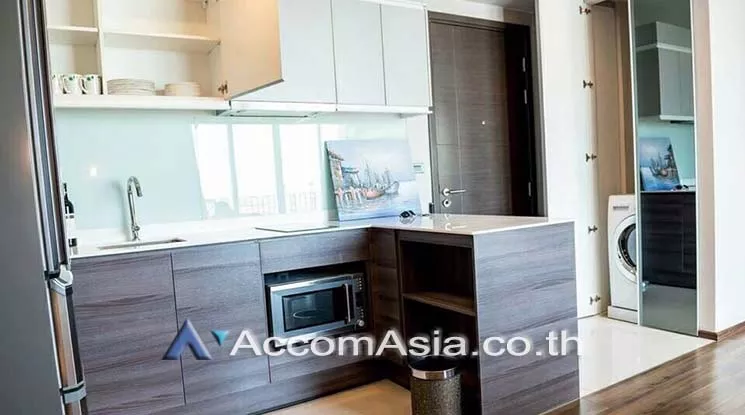 unit 2 Bedrooms  Condominium For Rent in Sukhumvit, Bangkok  near BTS Ekkamai (AA16210)