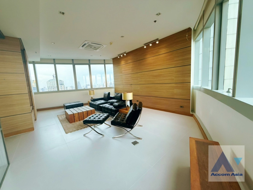 unitDuplex Condo, Penthouse | Penthouse Duplex with City View ( AA16215 )