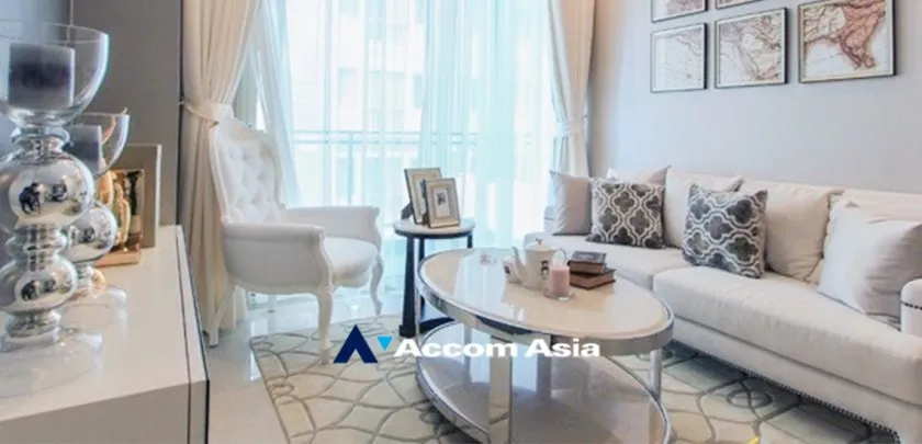  2 Bedrooms  Condominium For Rent & Sale in Ploenchit, Bangkok  near BTS Chitlom (AA16220)