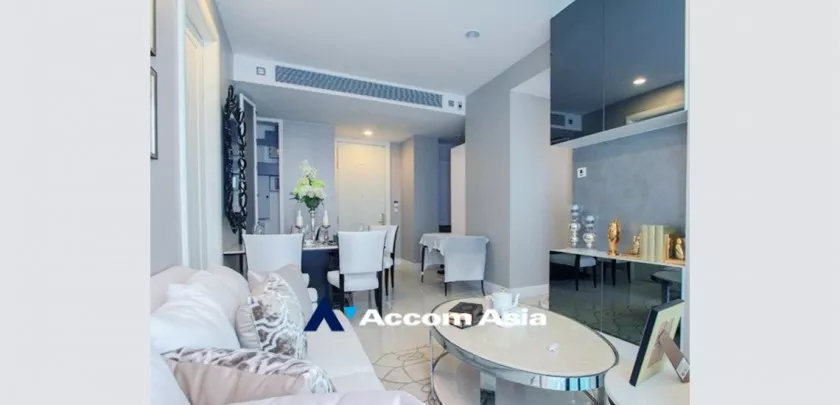  2 Bedrooms  Condominium For Rent & Sale in Ploenchit, Bangkok  near BTS Chitlom (AA16220)