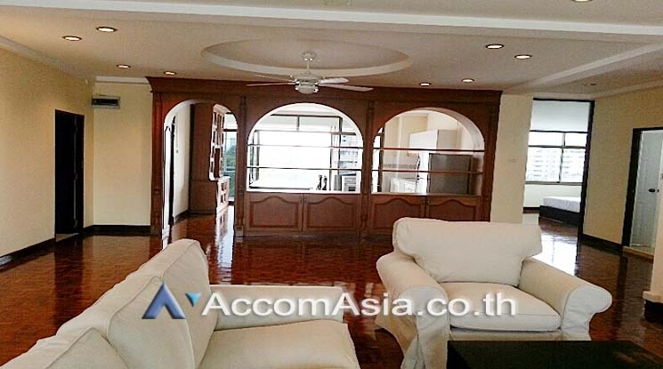 unit 3 Bedrooms  Apartment For Rent in Sukhumvit, Bangkok  near BTS Phrom Phong - MRT Phetchaburi (AA16245)
