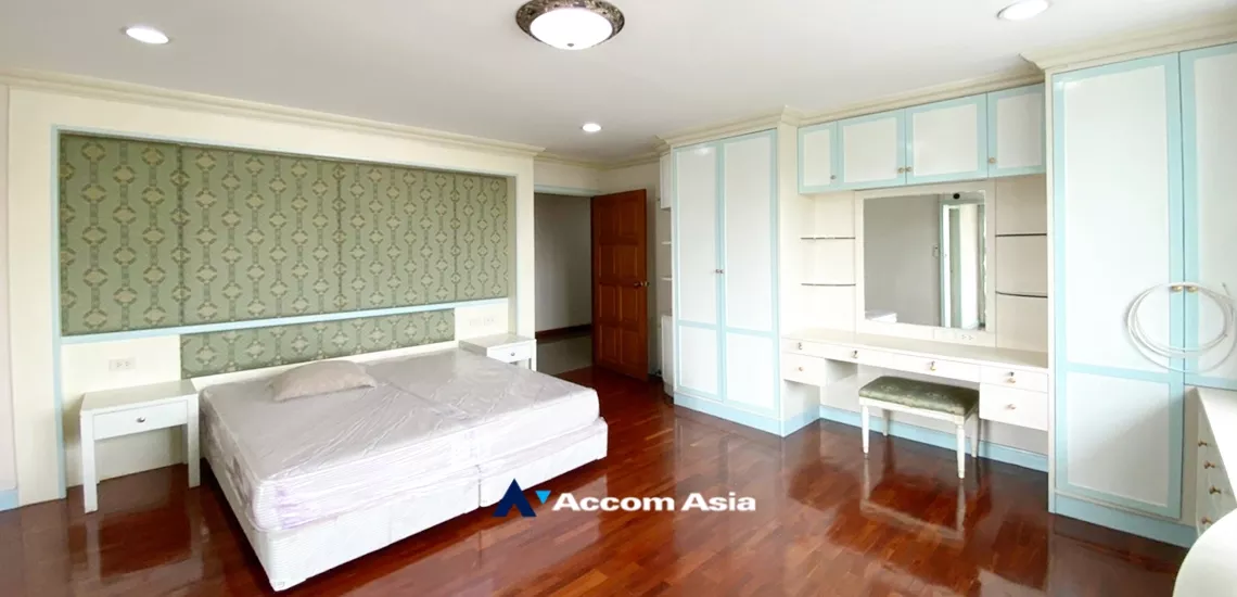 Pet friendly |  2 Bedrooms  Apartment For Rent in Sukhumvit, Bangkok  near BTS Phrom Phong (AA16255)
