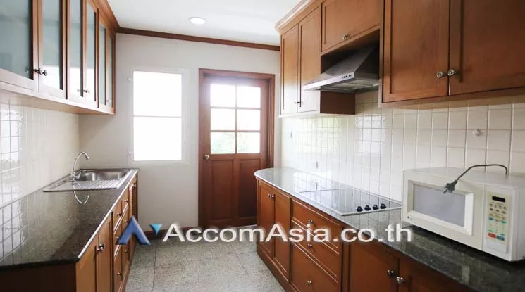 4  2 br Apartment For Rent in Sukhumvit ,Bangkok BTS Phrom Phong at Spacious Room AA16256