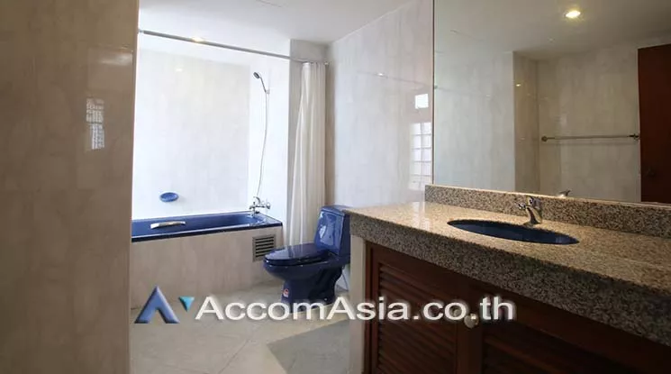 8  3 br Apartment For Rent in Sukhumvit ,Bangkok BTS Phrom Phong at Family Size Desirable AA16268