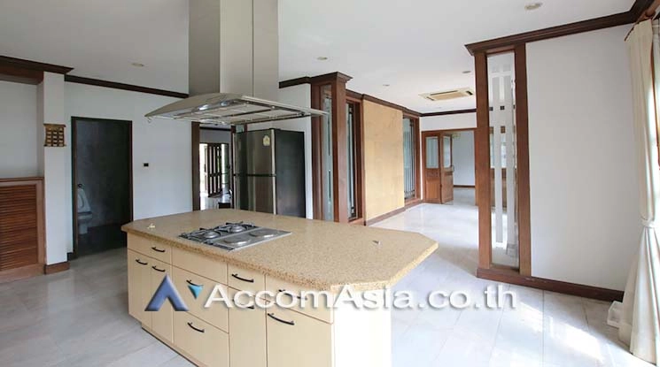7  4 br House For Rent in Samutprakan ,Samutprakan  at Exclusive House in compound AA16272