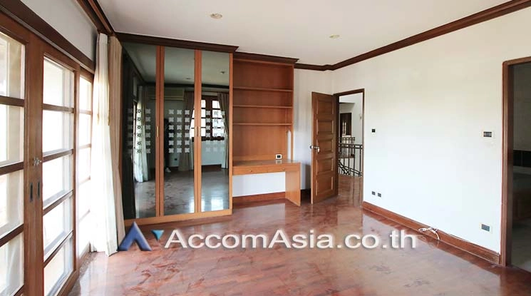 9  4 br House For Rent in Samutprakan ,Samutprakan  at Exclusive House in compound AA16272