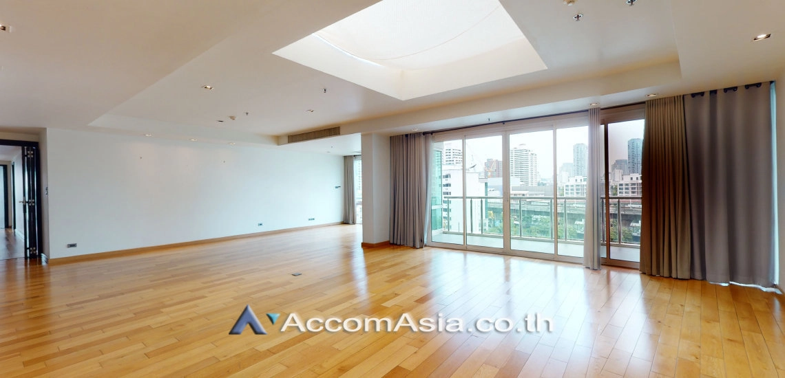 Big Balcony, Pet friendly |  Belgravia Residences Condominium  4 Bedroom for Sale & Rent BTS Phrom Phong in Sukhumvit Bangkok