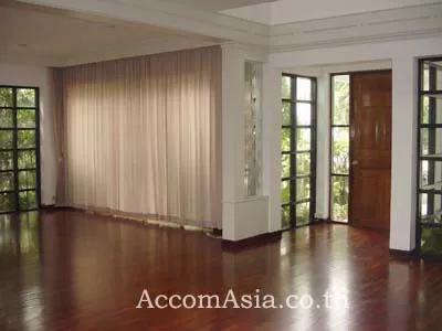 5  3 br House For Rent in Sukhumvit ,Bangkok BTS Thong Lo at Thonglor House Compound 9005101