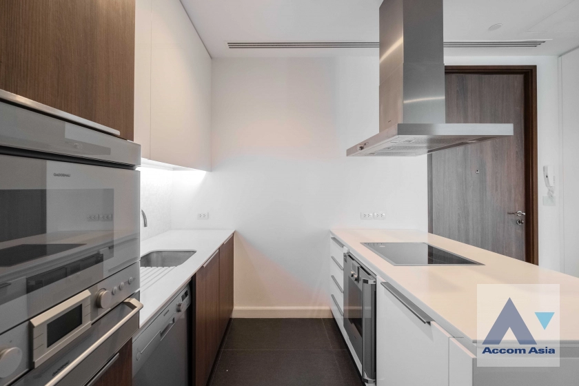 5  2 br Condominium for rent and sale in Ploenchit ,Bangkok BTS Ratchadamri - MRT Silom at 185 Rajadamri AA16350