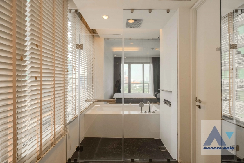 8  2 br Condominium for rent and sale in Ploenchit ,Bangkok BTS Ratchadamri - MRT Silom at 185 Rajadamri AA16350