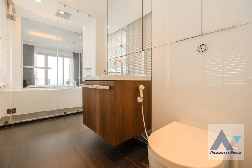 9  2 br Condominium for rent and sale in Ploenchit ,Bangkok BTS Ratchadamri - MRT Silom at 185 Rajadamri AA16350