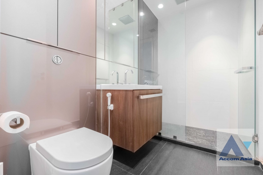 12  2 br Condominium for rent and sale in Ploenchit ,Bangkok BTS Ratchadamri - MRT Silom at 185 Rajadamri AA16350